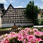Am Brunnen Apartment