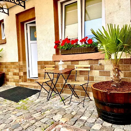 Apartament Am Brunnen Rüdesheim nad Renem
