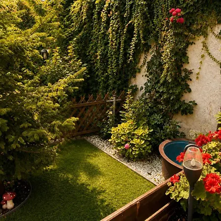 Am Brunnen Apartment