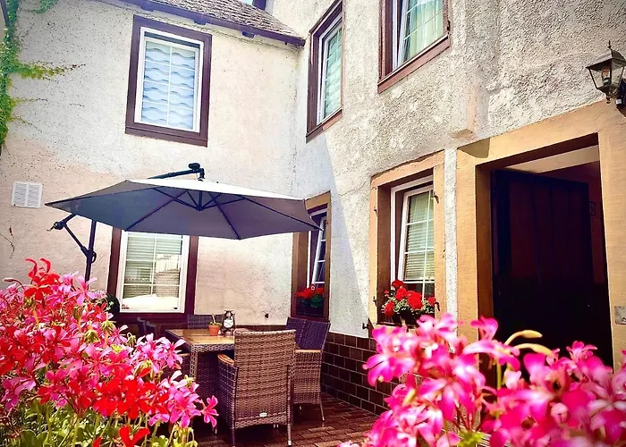 Am Brunnen Appartement *