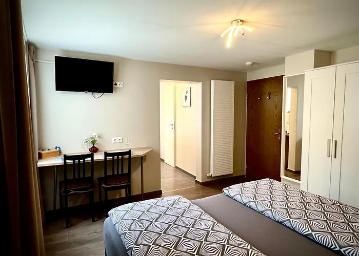 Am Brunnen Appartement *